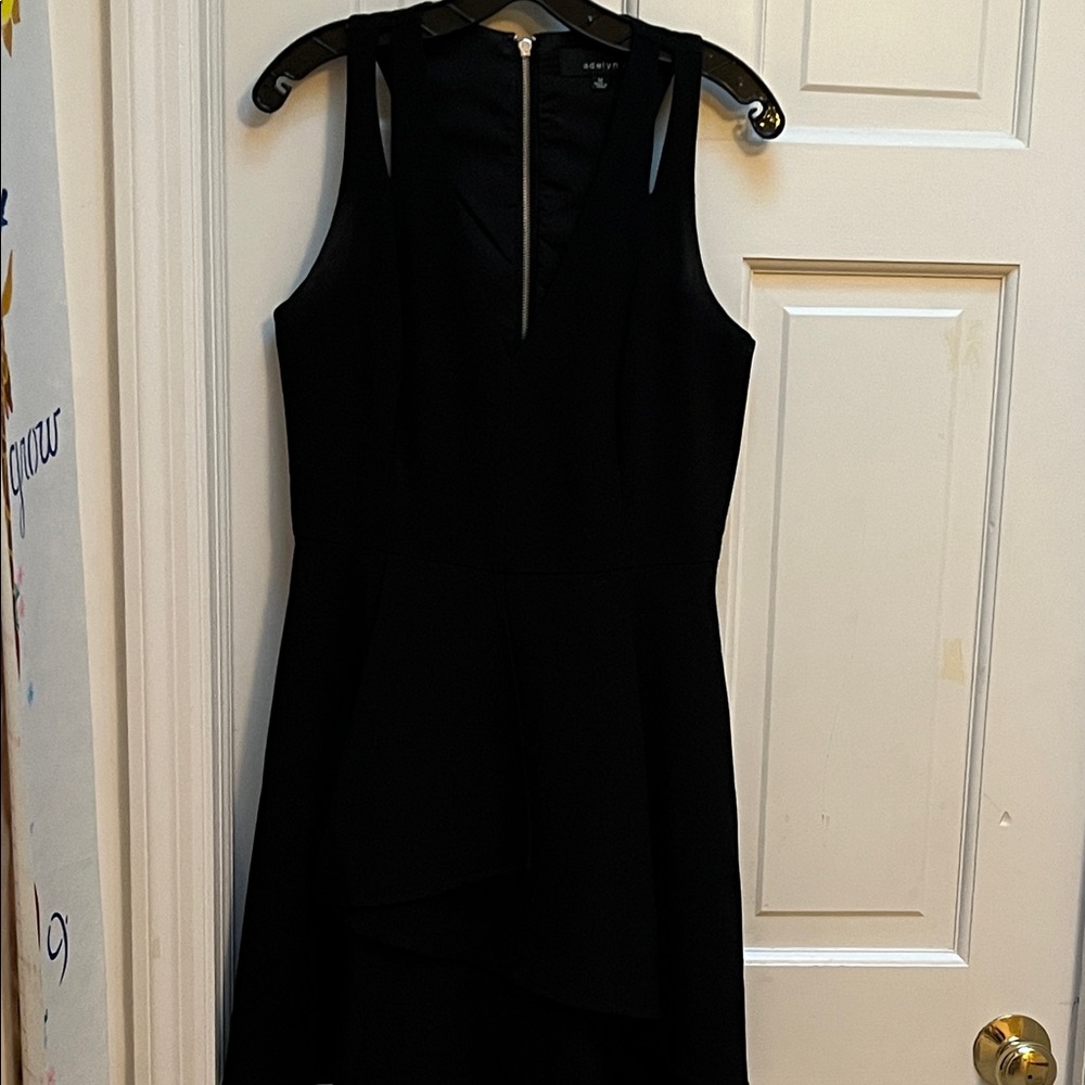Adelyn Rae little black dress M